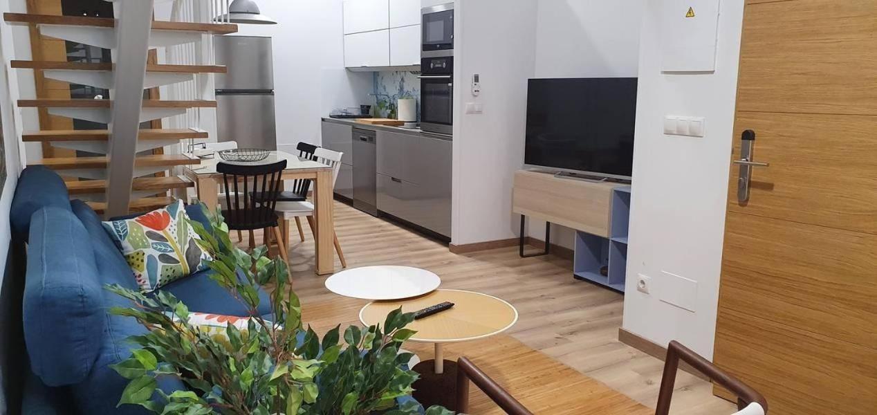 Apartamentos Antares 3 Milladoiro Dış mekan fotoğraf