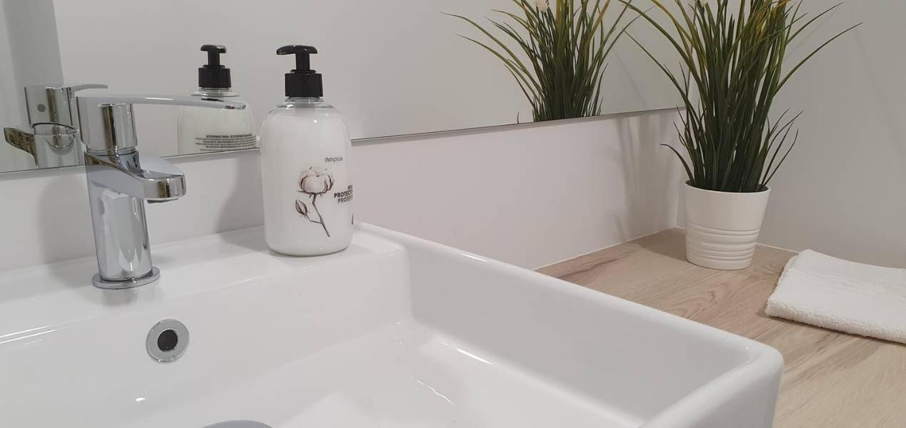 Apartamentos Antares 3 Milladoiro Dış mekan fotoğraf