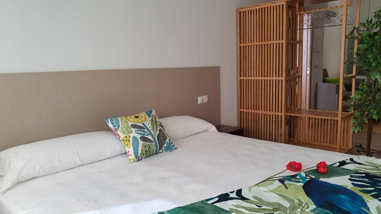 Apartamentos Antares 3 Milladoiro Dış mekan fotoğraf