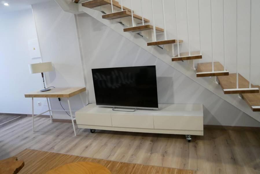Apartamentos Antares 3 Milladoiro Dış mekan fotoğraf