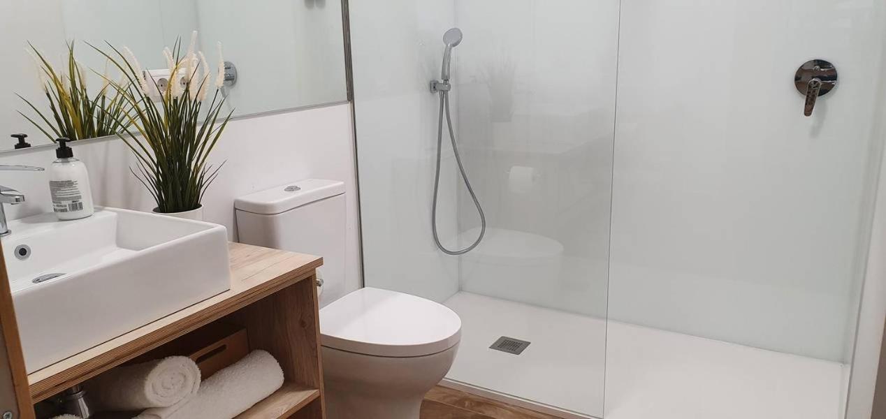 Apartamentos Antares 3 Milladoiro Dış mekan fotoğraf