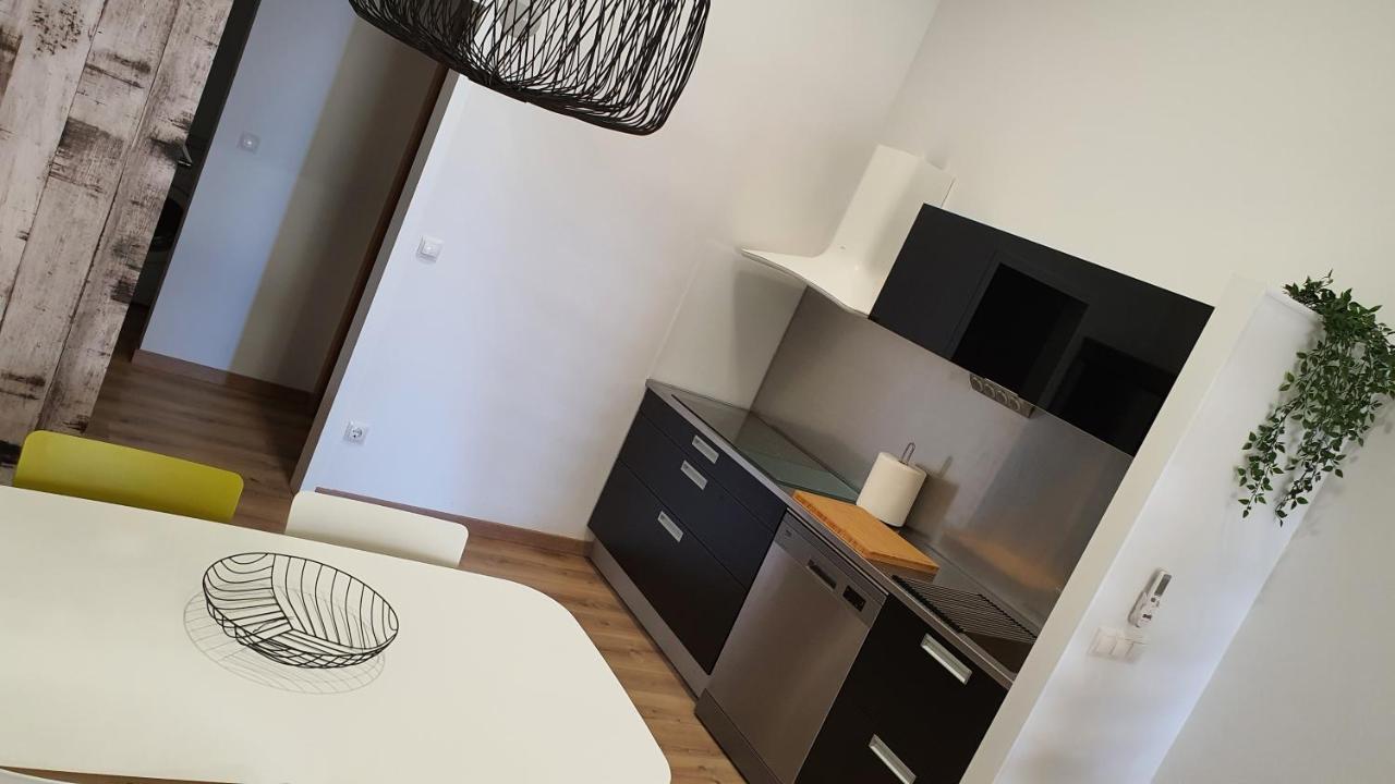 Apartamentos Antares 3 Milladoiro Dış mekan fotoğraf